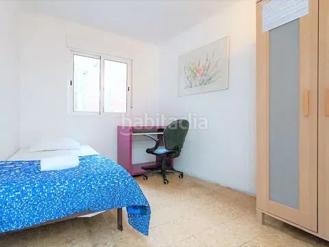 Foto 5f8b6095-8a53-4695-8f19-691c8d706a53. Pis a Sant Ramon - Maternitat Barcelona