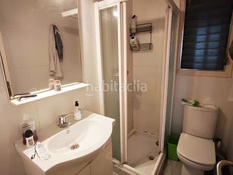 Foto 8ba00945-715d-4fd8-a31d-d4d7becf0841. Pis amb calefacció a La Nova Esquerra de l´Eixample Barcelona