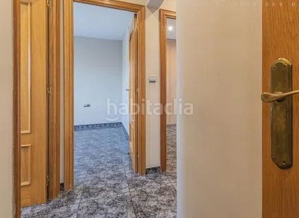 Foto 83db3da9-d609-49f6-8e61-7d13c262e169. Pis a Almeda - El Corte Inglés Cornellà de Llobregat