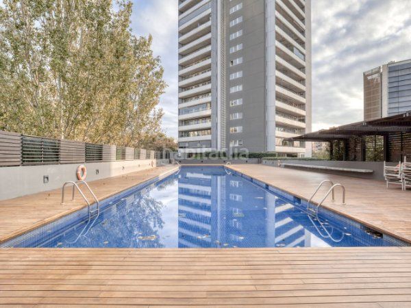 Foto 4bdb3ada-8646-4984-94b0-f28be560934f. Lloguer pis amb calefacció aparcament piscina a Diagonal Mar i el Front Marítim del Poblenou Barcelona