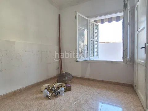 Foto a55b3ac2-f727-4e21-8720-fcdd44d2bda9. Pis a Carmel Barcelona