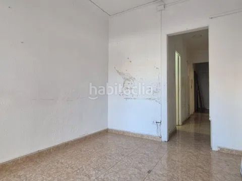 Foto cbe5fa14-cc79-41ea-8cbf-30f544f61e0a. Pis a Carmel Barcelona