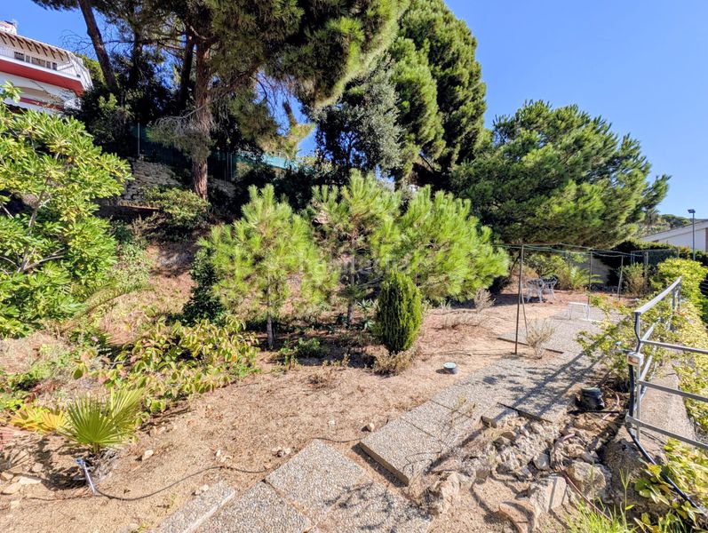 Foto 56b28cfc-6f08-4945-b38d-5e2553ec3c5c. Casa amb calefacció aparcament a Roca Grossa Lloret de Mar