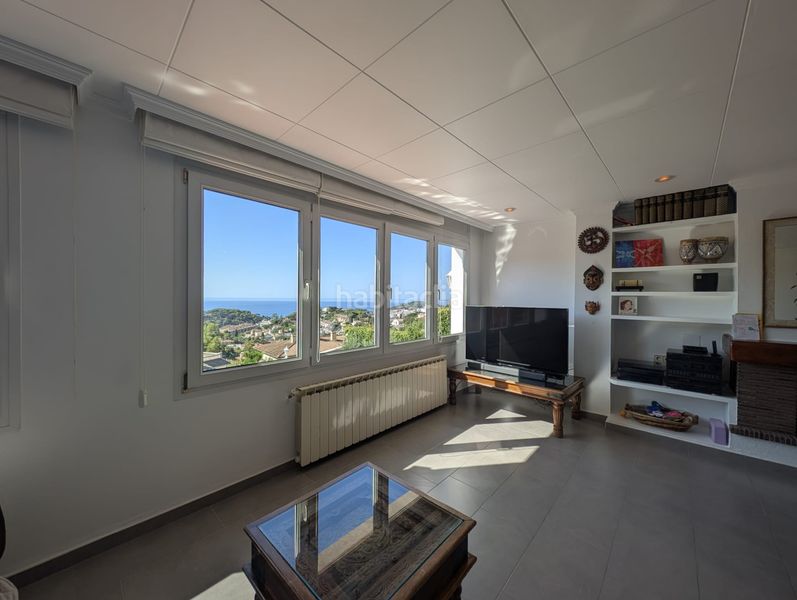 Foto 6e3bf312-34d5-469e-8ac0-c0706e9fe17f. Casa amb calefacció aparcament a Roca Grossa Lloret de Mar