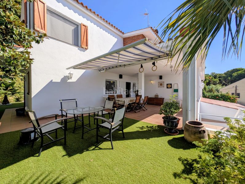 Foto a03273b1-6147-4d89-8c80-5b7d04f4aa32. Casa amb calefacció aparcament a Roca Grossa Lloret de Mar