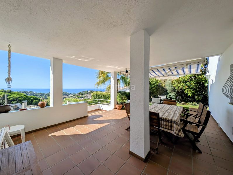 Foto a1b39b98-147f-4a2a-8e9e-b99780e3ec55. Casa amb calefacció aparcament a Roca Grossa Lloret de Mar