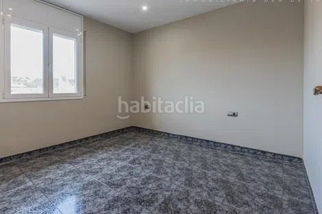 Foto 3242d903-aed8-469e-8fec-b74f0ea72910. Pis a Almeda - El Corte Inglés Cornellà de Llobregat