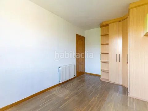 Foto 06a5e523-6edf-4d44-a34b-9f3b496263b5. Flat with heating in Can Peguera Barcelona
