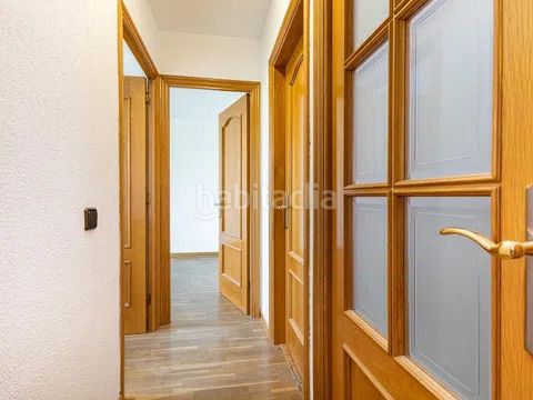 Foto bcab660a-12a5-405f-bbfd-781bd94f0840. Flat with heating in Can Peguera Barcelona
