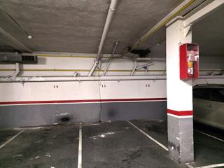 Aparcament cotxe a Carmel. Oportunidad en el carmel! plaza de aparcamiento en calle tolrá