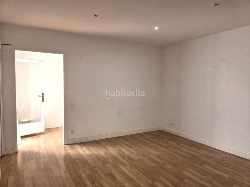 Foto 58863980-b0f3-4e64-85da-79e4a826739e. Piso en La Teixonera Barcelona
