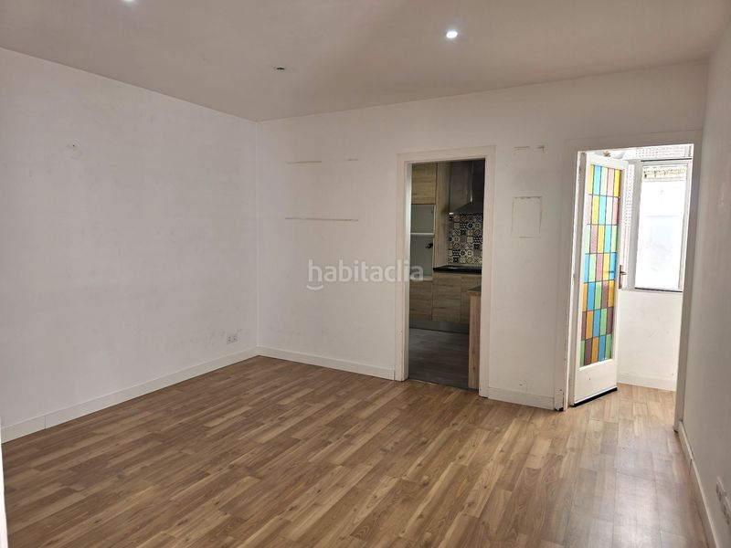 Foto d968526f-b038-4c21-8e7c-bd17788cc181. Piso en La Teixonera Barcelona