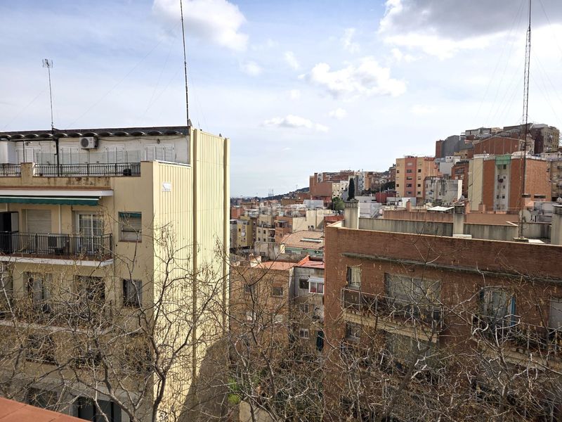 Foto fe8e6ee5-26b9-46f9-9c6b-de296435ceec. Piso en La Teixonera Barcelona