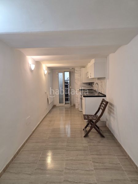 Foto a3eab51a-45c1-427b-ad7a-1c28c677e68d. Local comercial a La Nova Esquerra de l´Eixample Barcelona