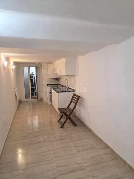 Foto c6695ea0-5811-4d63-91cf-1f9201de6b4a. Local comercial a La Nova Esquerra de l´Eixample Barcelona