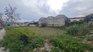 Nau industrial a Carrer la pedrosa 67. Terreno  en venta con nave industrial