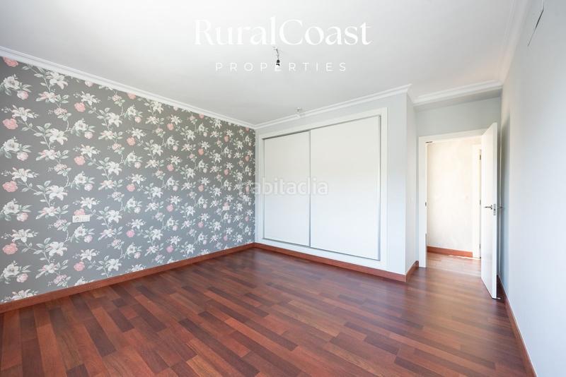 Foto 44a0c6d0-15ce-426d-88b0-1d05be86e151. Chalet magnifica villa de 500m2, 1200m2 parcela, 6 habitaciones, 3 baños, sótano, calefacción, aire acondicionado y piscina. en Busot