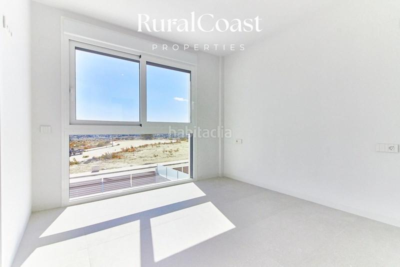 Foto 12dbeed9-6bda-4ac3-b672-e3ae2f91586f. Chalet  independiente de 118m2 en el campello. piscina privada y vistas al mar y montaña en Mutxamel