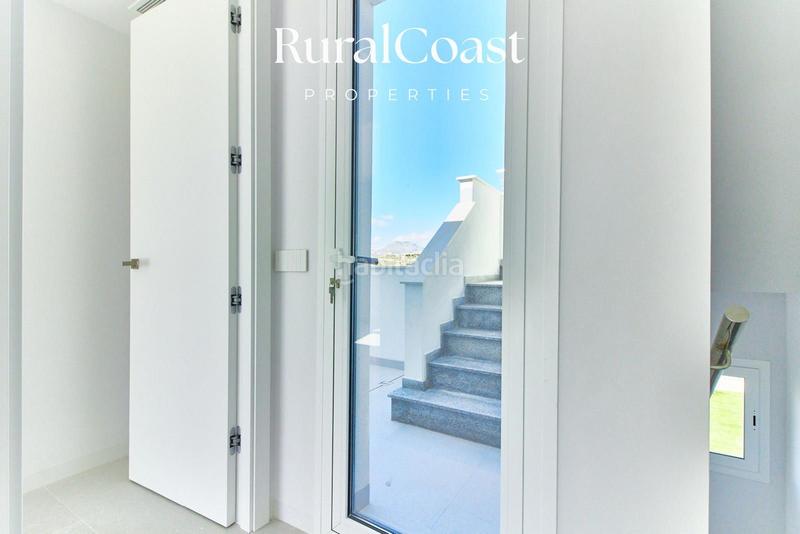 Foto 31ca95ac-6e58-4682-82ad-ef79fdbedae8. Chalet  independiente de 118m2 en el campello. piscina privada y vistas al mar y montaña en Mutxamel