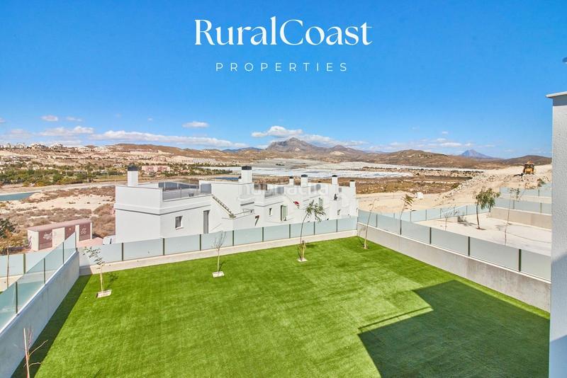 Foto 544b1b98-8ac6-4487-b30d-a2121fdb1a65. Chalet  independiente de 118m2 en el campello. piscina privada y vistas al mar y montaña en Mutxamel