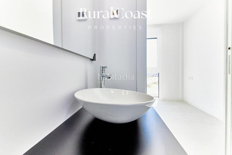 Foto 600f0f72-aa76-48c0-862b-20a7b95a29e1. Chalet  independiente de 118m2 en el campello. piscina privada y vistas al mar y montaña en Mutxamel