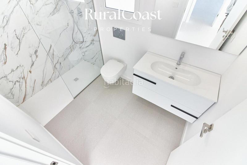 Foto b525807f-090f-47f5-9e44-b4237806dd05. Chalet  independiente de 118m2 en el campello. piscina privada y vistas al mar y montaña en Mutxamel