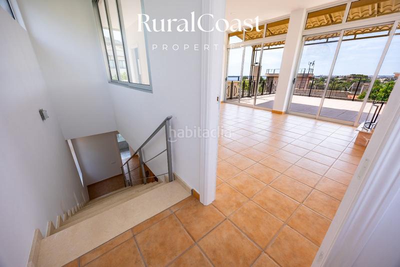 Foto 2c841c85-bb64-439f-b292-466532599ac3. Chalet villa exclusiva con licencia de turismo de 4 dormitorios y 4 baños con piscina y vistas al mar y montaña en coveta fumá, el campel en Campello (el)