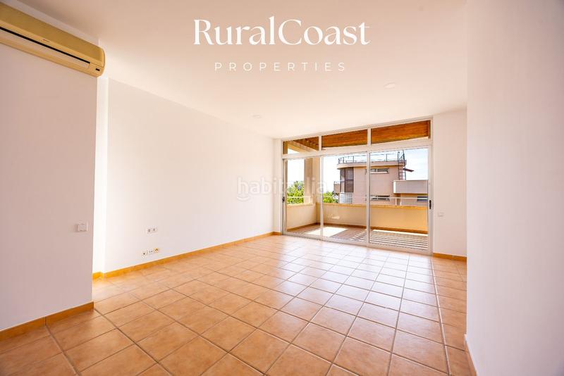 Foto 345b17d2-f983-4fb7-b8d5-97cc4d1f400b. Chalet villa exclusiva con licencia de turismo de 4 dormitorios y 4 baños con piscina y vistas al mar y montaña en coveta fumá, el campel en Campello (el)