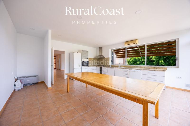 Foto c767cf48-7e04-4f17-8381-d12facd72e3f. Chalet villa exclusiva con licencia de turismo de 4 dormitorios y 4 baños con piscina y vistas al mar y montaña en coveta fumá, el campel en Campello (el)