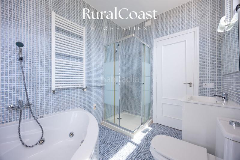 Foto ce5fc0f0-78c5-4cf6-8e3f-bf7e2d9cd37f. Chalet villa exclusiva con licencia de turismo de 4 dormitorios y 4 baños con piscina y vistas al mar y montaña en coveta fumá, el campel en Campello (el)