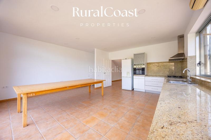 Foto f1a9e97c-83cd-4cc2-8432-cb2e75bfb6a6. Chalet villa exclusiva con licencia de turismo de 4 dormitorios y 4 baños con piscina y vistas al mar y montaña en coveta fumá, el campel en Campello (el)