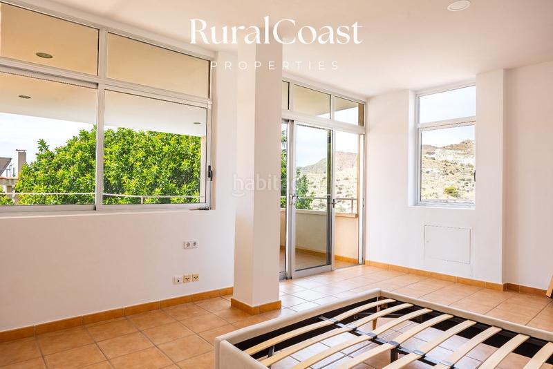 Foto f5a24764-e2bc-4d6f-a2cc-ae227fad0bd3. Chalet villa exclusiva con licencia de turismo de 4 dormitorios y 4 baños con piscina y vistas al mar y montaña en coveta fumá, el campel en Campello (el)