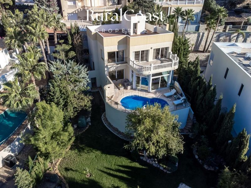 Foto 177e19eb-0e6c-46e2-9ad8-e25c08733a05. Chalet sensacional chalet independiente hills. 3 habitaciones. 3 baños. piscina privada y excelentes vistas panorámicas en Altea