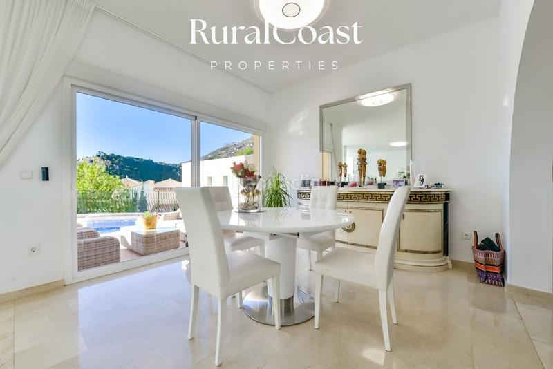 Foto 6208ea18-1a45-43d7-a80d-20ef1bd3b88d. Chalet sensacional chalet independiente hills. 3 habitaciones. 3 baños. piscina privada y excelentes vistas panorámicas en Altea