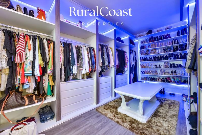 Foto 9c13d38f-1be3-41ef-ab81-3e9d47a97322. Chalet sensacional chalet independiente hills. 3 habitaciones. 3 baños. piscina privada y excelentes vistas panorámicas en Altea