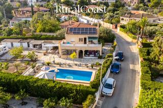 Chalet  Jilgueros. Chalet independiente, parcela 1215m2, 228m2, 4 habitaciones, 2 b