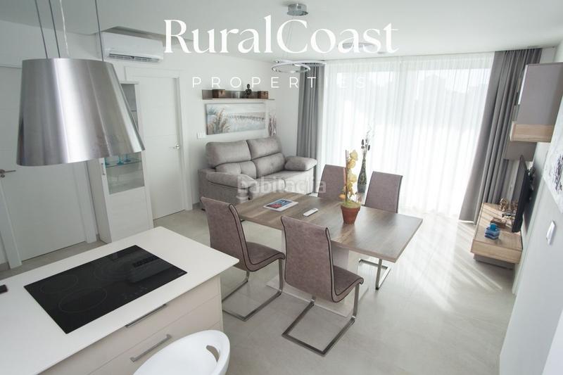 Foto b7cd61b0-36c4-40d8-a064-8854bc8377c5. Etagenwohnung mit pool in cala Finestrat Finestrat