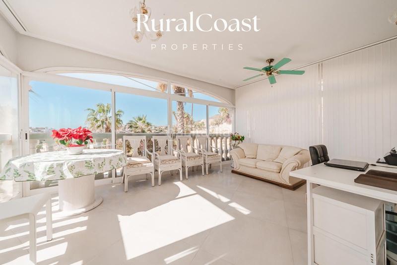 Foto 052cd32c-8552-418d-95b4-ed1ca3e4ffa2. Chalet avec chauffage parking piscine dans Pueblo Español-Coveta Fumá Campello (el)