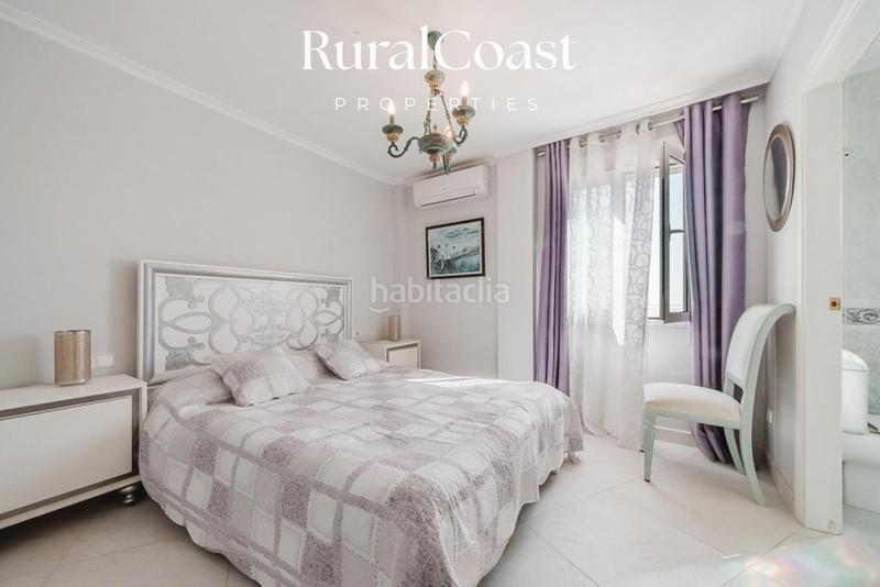 Foto 100c2828-c0d6-44da-ad2d-3b38ac76a886. Chalet avec chauffage parking piscine dans Pueblo Español-Coveta Fumá Campello (el)