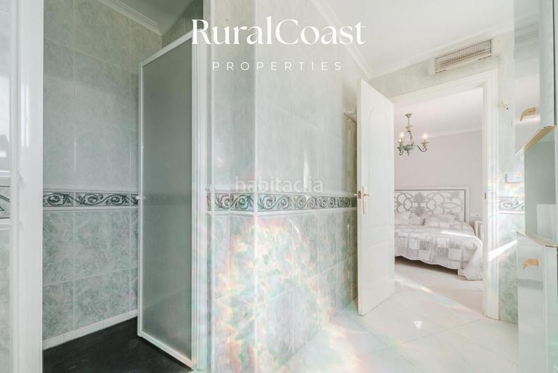 Foto 9a9cf4aa-1880-4807-a347-5a0851d45dda. Chalet avec chauffage parking piscine dans Pueblo Español-Coveta Fumá Campello (el)