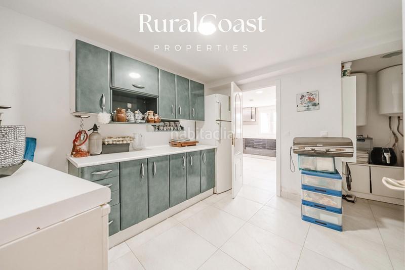 Foto 9e930bbb-d6ba-44e5-8f10-eaeeb145e809. Chalet avec chauffage parking piscine dans Pueblo Español-Coveta Fumá Campello (el)