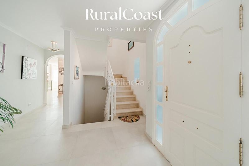 Foto acf83623-0590-43dc-a242-0b973ffef57c. Chalet avec chauffage parking piscine dans Pueblo Español-Coveta Fumá Campello (el)