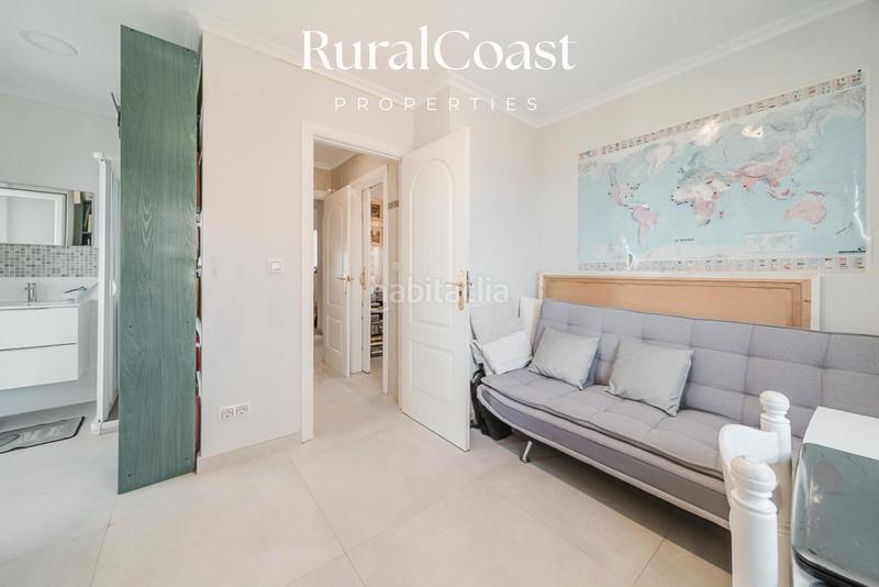 Foto f13e7740-cd3d-43cf-b8db-08d945efcb0e. Chalet avec chauffage parking piscine dans Pueblo Español-Coveta Fumá Campello (el)