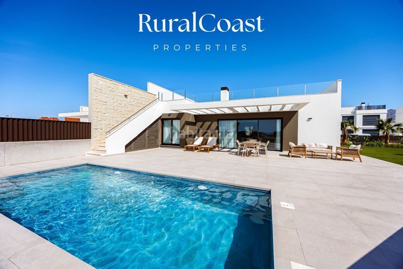 Foto 115f84ed-29a9-44ff-9c4e-5341dcde2d04. Casa amb aparcament piscina a Bonalba-Cotoveta Mutxamel