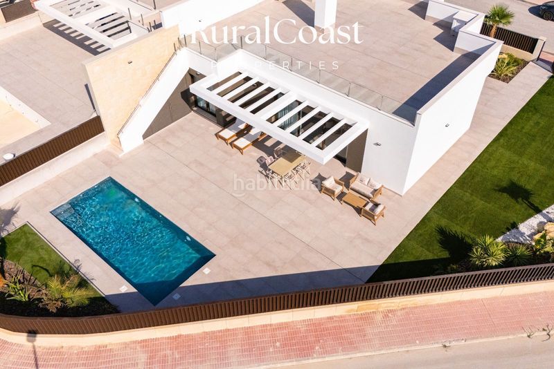 Foto 8c42b6d8-364f-4698-a0b8-d15edcd4cf0f. Casa amb aparcament piscina a Bonalba-Cotoveta Mutxamel