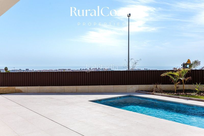 Foto f1d9dca1-abfe-4d4c-9e7d-616778775392. Casa amb aparcament piscina a Bonalba-Cotoveta Mutxamel