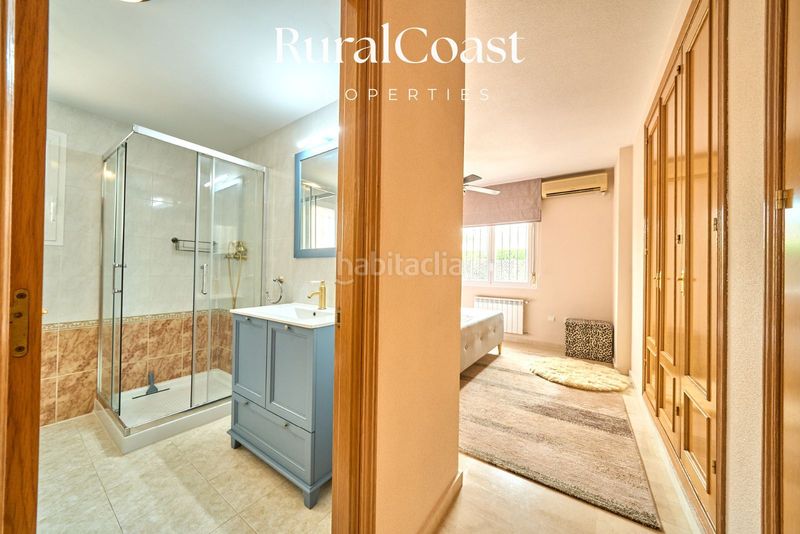 Foto b3d94b4b-352d-4039-87ff-a7476579b5d3. Xalet amb calefacció aparcament piscina a Bonalba-Cotoveta Mutxamel