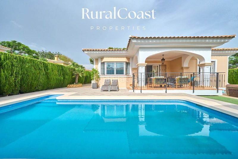 Foto f169fe91-6836-4110-8004-20ab5d7bfde3. Xalet amb calefacció aparcament piscina a Bonalba-Cotoveta Mutxamel