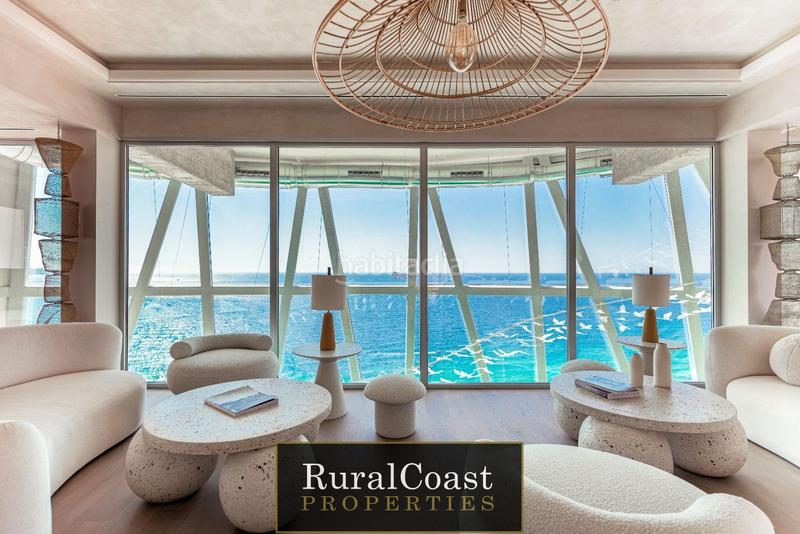 Foto 28616d36-738a-48a4-ac2e-2fa21e1ed9b6. Piso elegante piso en 1ra línea de playa . 2 habitaciones. 2 baños. piscina infinity y espectaculares vistas al mar en Benidorm