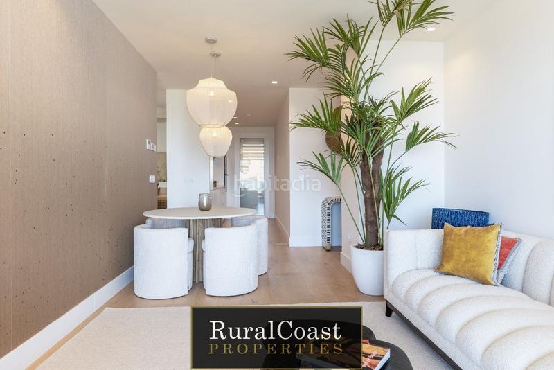 Foto f209c5d9-d78e-4f98-9f31-5f064f0abbb5. Piso elegante piso en 1ra línea de playa . 2 habitaciones. 2 baños. piscina infinity y espectaculares vistas al mar en Benidorm